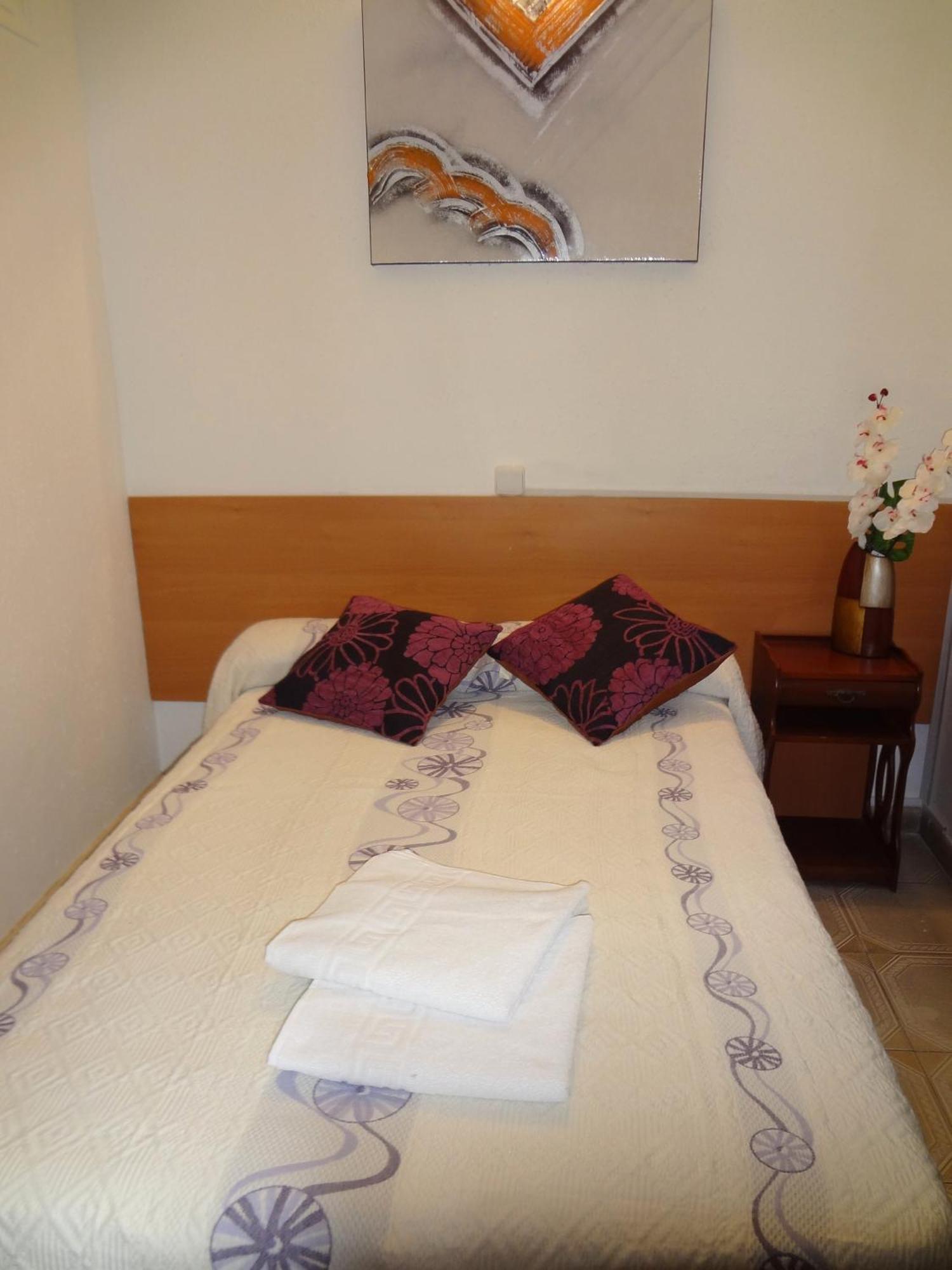 Hostal Sant Carlo — Fotos 3